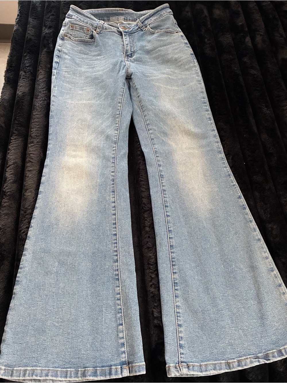 Women’s Dazy Flared Jeans Size Small